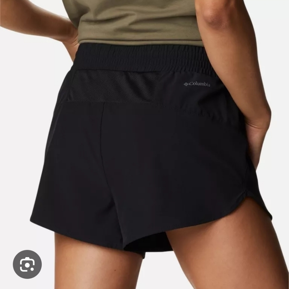 Columbia Omni Shield Advanced Repellency Black Shorts Size 16